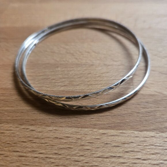 Sterling Silver 925 Bangle Braclets (2 pc. Set) - Picture 7 of 16